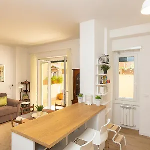 https://annietta-rental-in-rome.it-romehotels.com