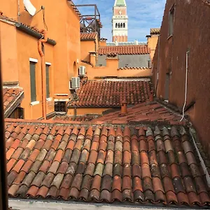 https://corte-contarina-venice.hotelinveneto.com